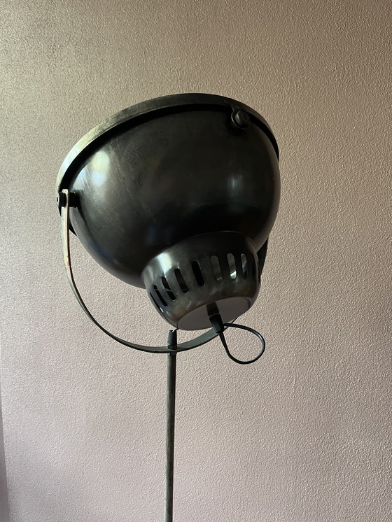 Image 1 of Industrielle Stativ-Stehleuchte (Zijlstra)