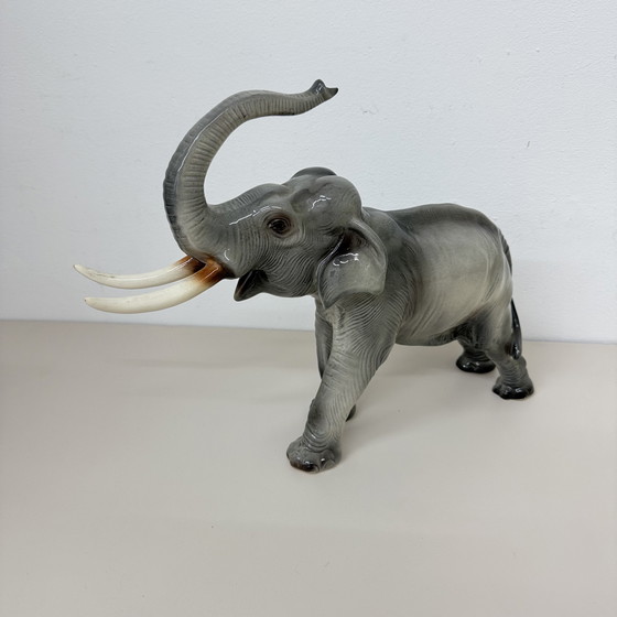 Image 1 of Statua di elefante in ceramica grigia vintage