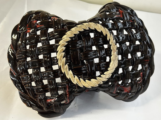 Image 1 of Cesto di frutta - Centrotavola a forma di cesto in ceramica di Vallauris 