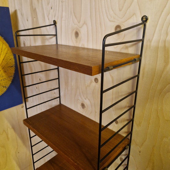 Image 1 of Nisse Stringing boekenrek String wandrek jaren 60  boekenrek