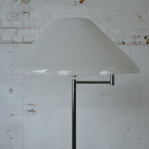 1 x Schwenkomat Stehleuchte