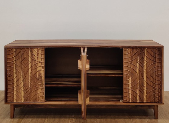 Image 1 of Luxe Japandi dressoir | Handgecarveerd acaciahout | 188 cm