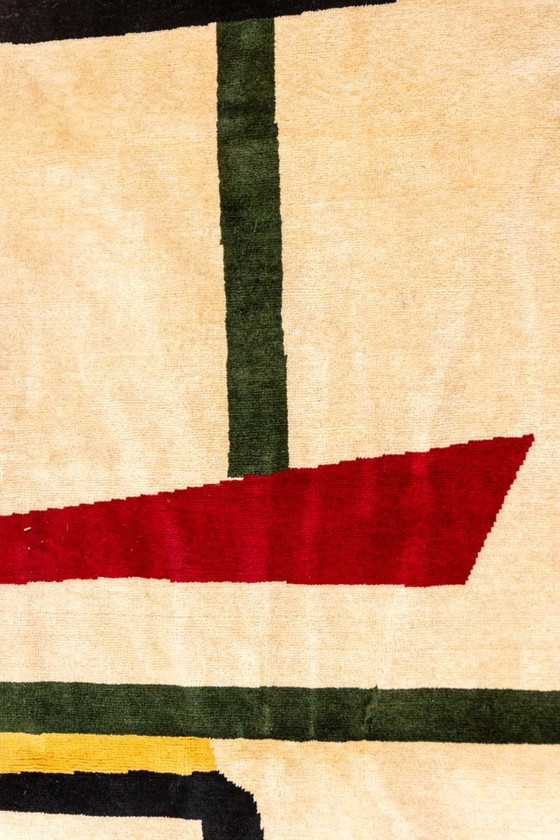 Image 1 of Handgewebter Wollteppich mit farbenfrohem geometrischem Muster. 2026.