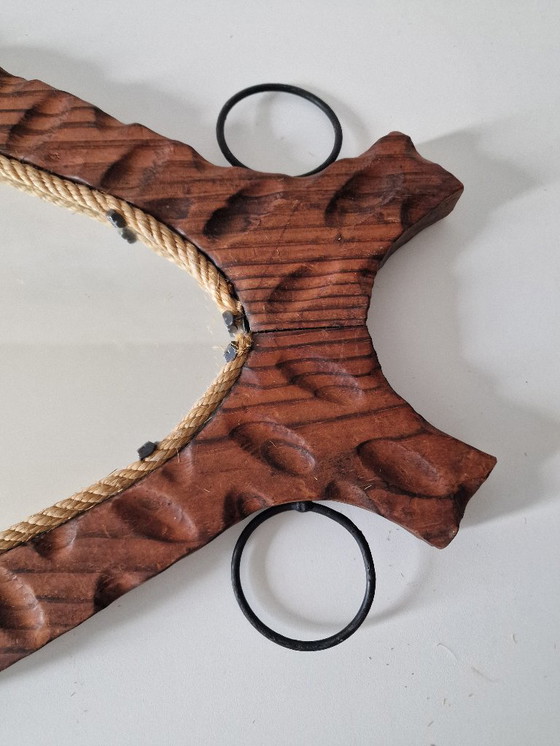 Image 1 of Specchio brutalista in legno e corda, forma libera