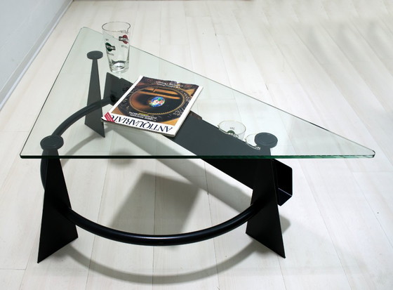 Image 1 of Mesa de centro italiana moderna y contemporánea Metal ennegrecido y tapa de cristal, 1990