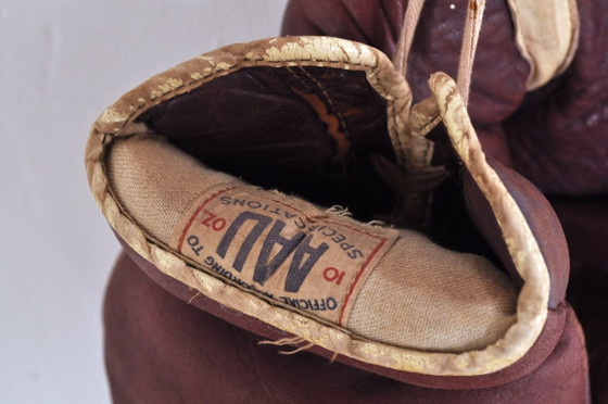 Vintage Ken-Wel lederen bokshandschoenen, 1950s – Decoratieve objecten, Leather (photo 6 of 9)