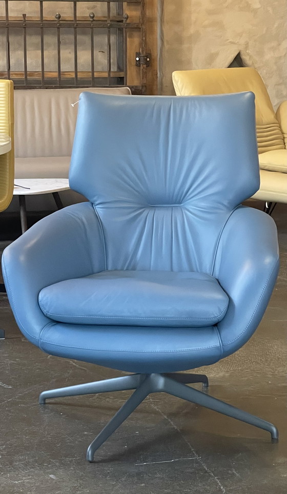 Image 1 of Leolux Lloyd relax armchair plus footstool Elmosoft leather NEW