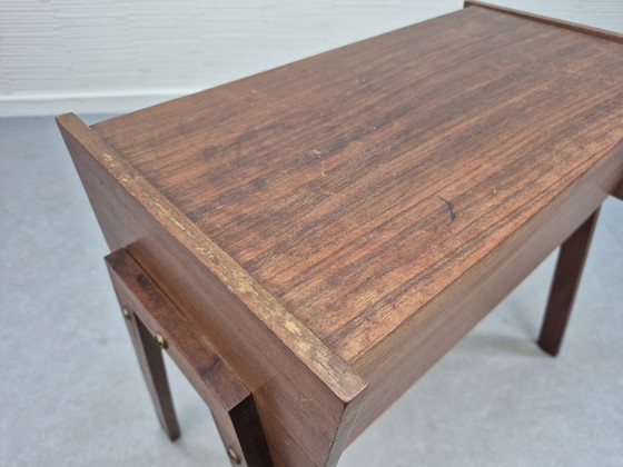 Vintage teak wood sewing thread/supplies table/cabinet. – Side tables (photo 12 of 13)