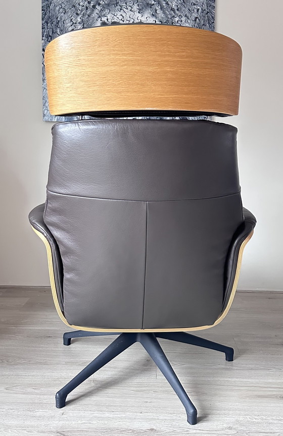 Flexlux ist mit dem Sessel von Hocker Design zufrieden. – Wood, Leather (photo 7 of 10)