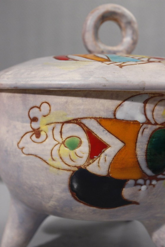 Image 1 of Marie Christine Treinen a Cerenne Vallauris - Grande vaso treppiede coperto, anni '50