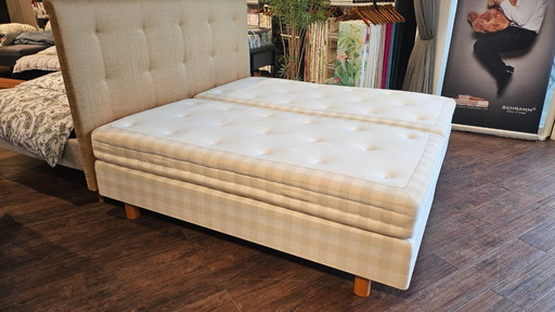 Hästens Proferia Boxspring bed - Beige Check - 200x210 cm