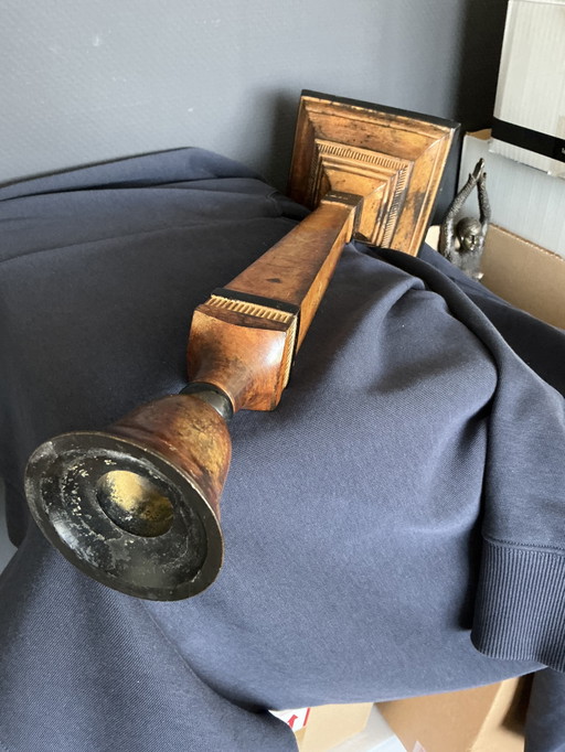 2 Beautiful Bronze Candlesticks