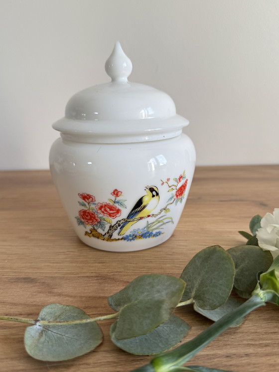 Image 1 of Boîte apothicaire Avon