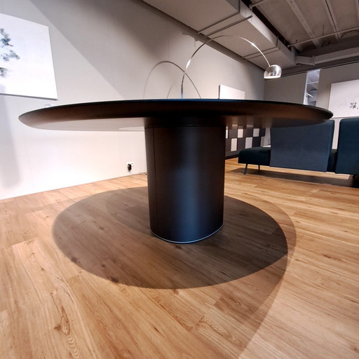 Mesa de comedor Krisalia Holo Pilar