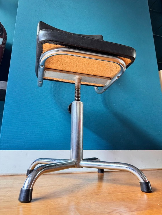 Image 1 of Vintage bureaustoel