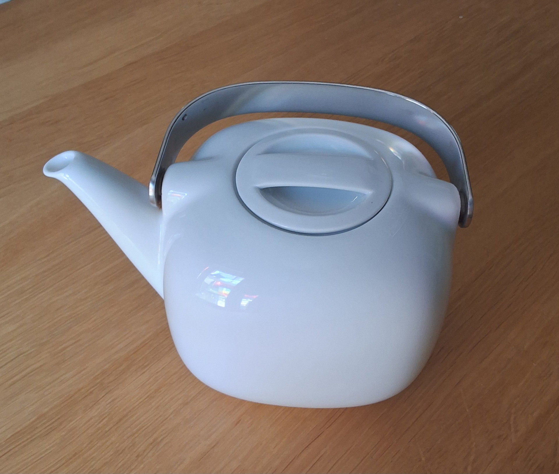 Rosenthal teapot Suomi pure white | Crockery second-hand | Whoppah