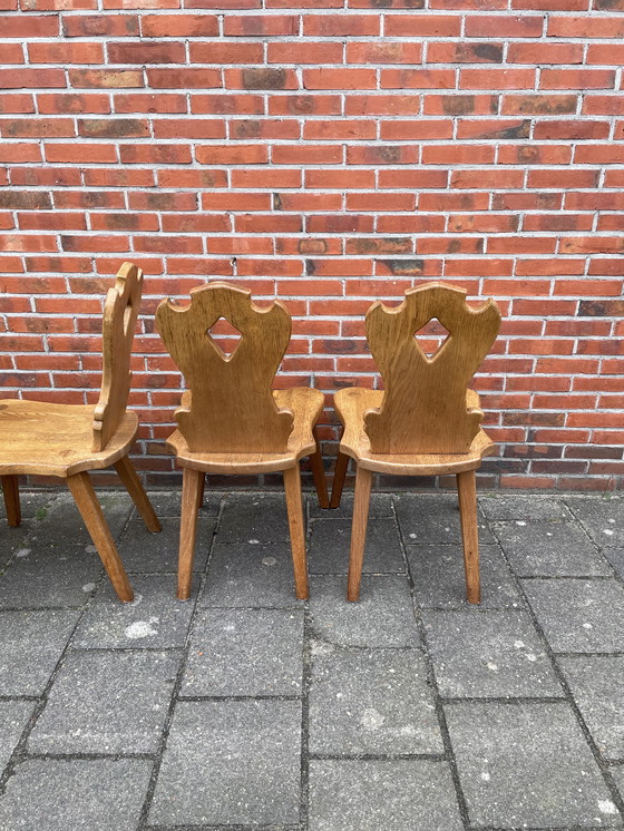 Image 1 of 4 Brutalistiche stoelen