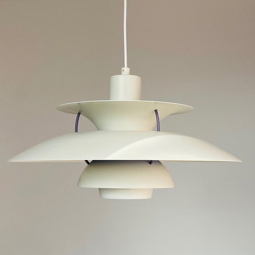 Poulsen PH5 LAMP white vintage design Denmark MidCentury