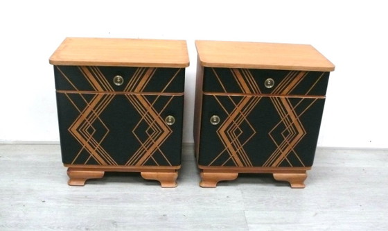 Set di 2 comodini Art Déco, tavolini laterali per divano, in rovere massello e nero, anni '30/'40 – Wood (photo 3 of 7)