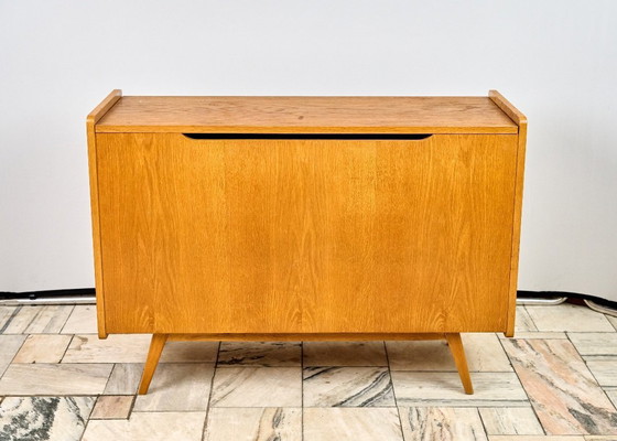 Image 1 of Mobiletto da letto vintage, anni '60, Cecoslovacchia