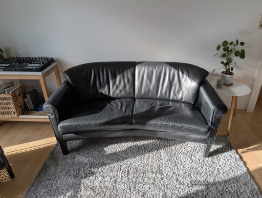 Leolux Organic Curved Black Leather Sofa – Postmodern designklassieker uit de jaren 90/00 (met origineel certificaat)