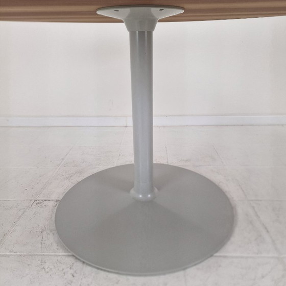 Image 1 of Large Oval Dining Table in Oak by Pierre Paulin for Artifort, 2018