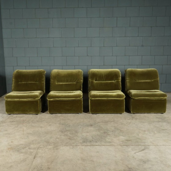 Image 1 of Mid-century modular sofa – green velvet – 1970s