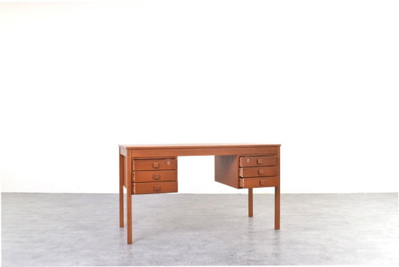 Dänischer Teakholz-Schreibtisch aus der Mitte des Jahrhunderts von Domino Møbler, 1960er Jahre. – Wood (photo 4 of 18)