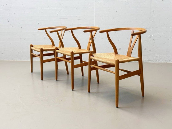 Image 1 of Set of 6 Wishbone Chairs CH24 by Hans J. Wegner for Carl Hansen & Søn, Denmark, 1990s