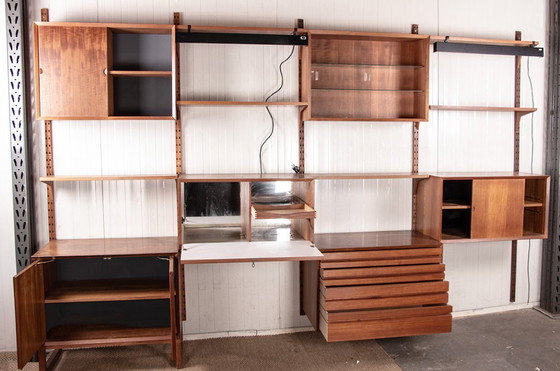 Image 1 of Zeer grote modulaire Deense teakhouten wandkast van Poul Cadovius voor Cado 1960.