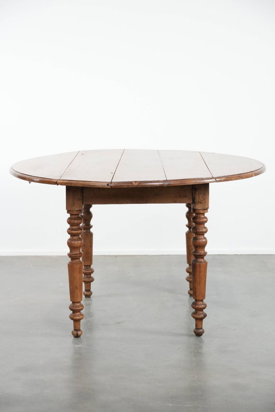 Image 1 of Antico tavolo da pranzo inglese con orecchie pendenti in noce