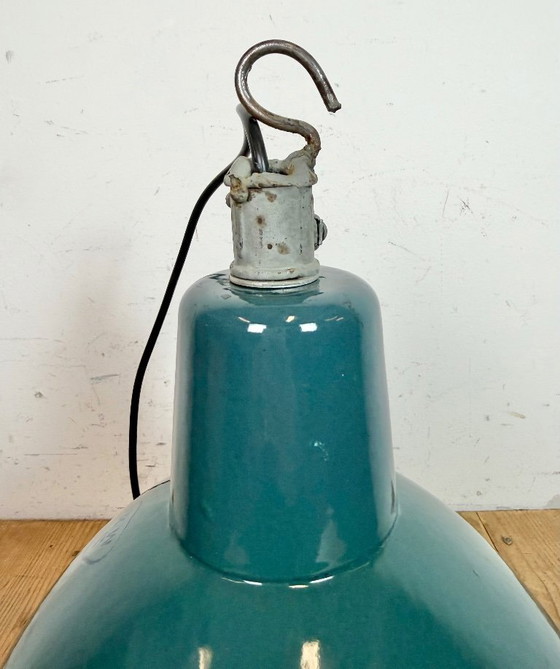 Image 1 of Industriële hanglamp van petroleum-email, jaren 60