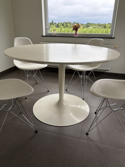 Original Calligaris Design Dining Table (Made In Italy) - Diameter 120cm