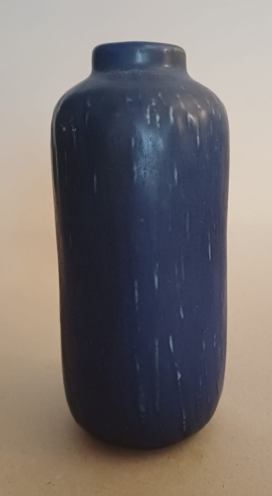 Gunnar Nylund "Rubus" Scandinavian Ceramic Vase, Number 5, Rörstrand Blue, Vintage 1960s (photo 3 of 11)