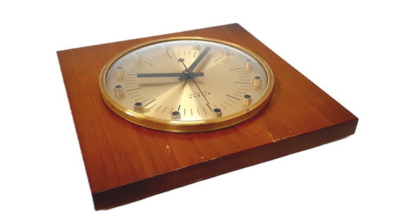 Image 1 of Horloge murale vintage Weimar de la RDA