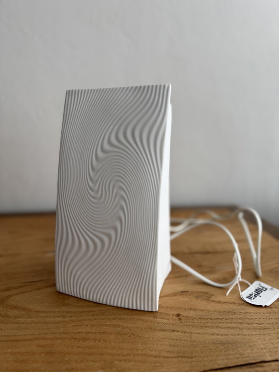 Image 1 of Vintage tafellamp wit van keramiek jaren 80