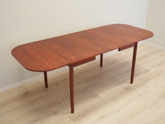 Image 1 of Table en acajou, design danois, années 1970, production : Danemark