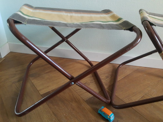 Set 70's Italiaanse buisframe campingkrukjes Grand Soleil, bruin – Tuinstoelen, Cotton, Metal (photo 5 of 12)