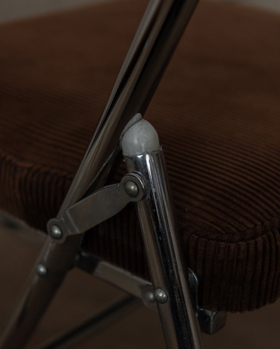 Image 1 of Vintage chromen klapstoelen (paar) | Bruine corduroy bekleding | Stijl uit het midden van de 20e eeuw / jaren 70