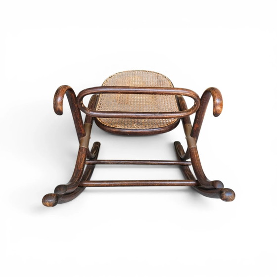 Repose-pieds en bois courbé et cannage Modèle 7001 par Michael Thonet pour Thonet / Années 1930 (photo 9 of 13)