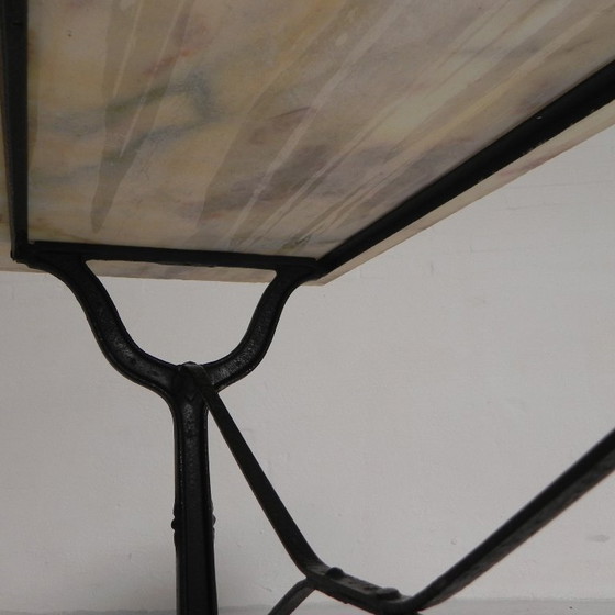Image 1 of Table de bistrot avec plateau en marbre sur piètement en fonte, PARIS, années 1930