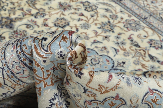 Image 1 of Origineel handgeknoopt Perzisch Tapijt Nain 9 La Fijn Met Zijde 308 X 200 Cm Top Conditie