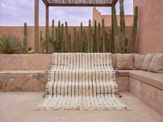 Image 1 of Traditional handmade pure wool rug, size 200/300 cm