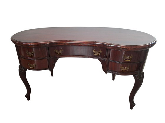 Image 1 of Conjunto de estudio Elite: Escritorio con forma de frijol y silla de bañera