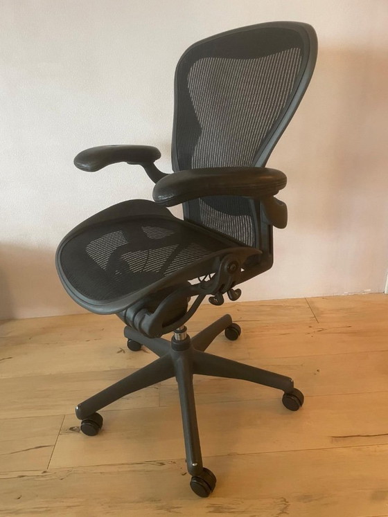 Image 1 of Silla Aeron Graphite de Herman Miller
