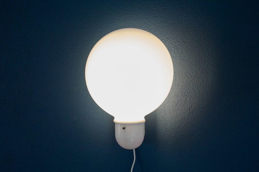 Grote space age wandlamp