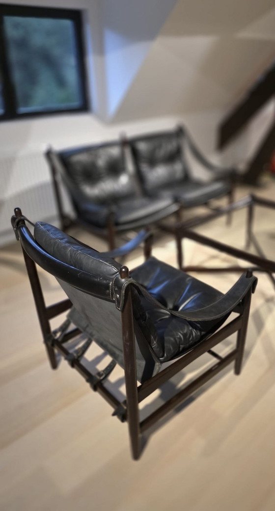 Schwarzes Vollnarbenleder Skandinavisches Safari Sitzecke Set – 1960er Jahre – Wood, Leather (photo 5 of 8)