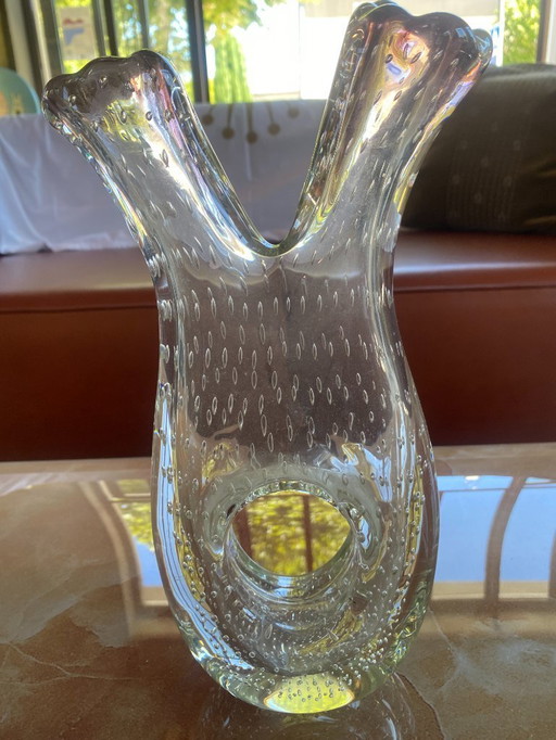 Vase en verre bullé de Murano Transparent avec des reflets violets sur les deux cols 1978