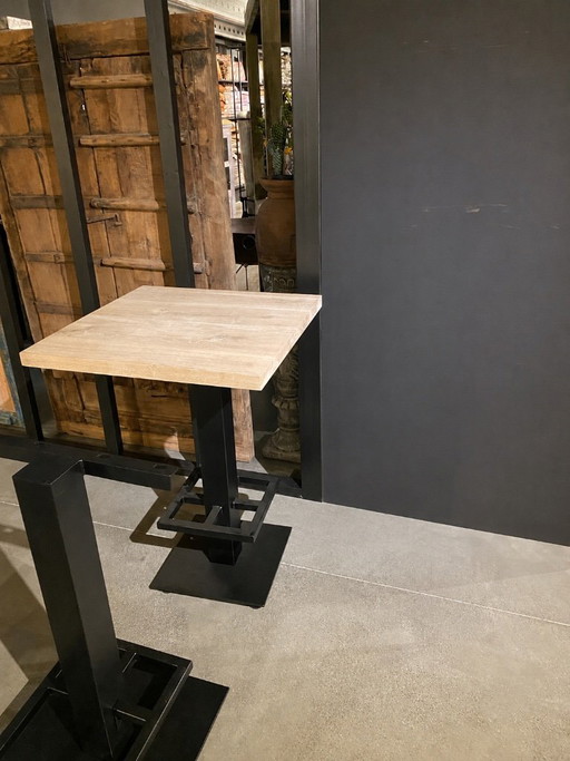Mesa de bar moderna + 2 taburetes de bar beige de diseño industrial – eettafels, Wood (photo 2 of 5)