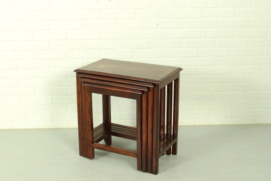 Tables gigognes en palissandre italien avec incrustations de cuivre – Tables d'appoint, Wood, Copper (photo 2 of 11)